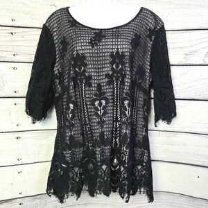 Chicwe Black Floral Lace Overlay Top 1X